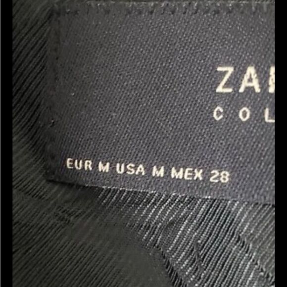 ZARA Black Asymmetrical Hem Open Blazer. Size Medium. - Picture 8 of 8